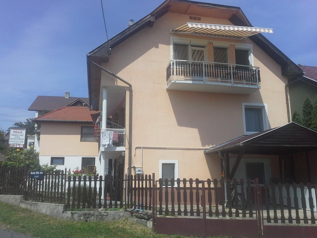 Friends Villa Apartments Hévíz Exterior foto